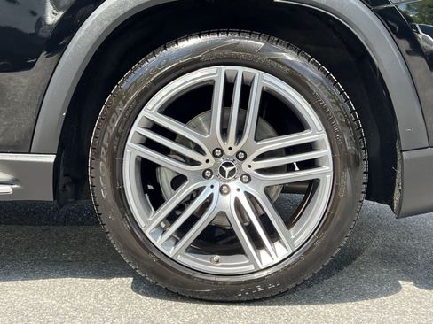 Used 2022 Mercedes-Benz GLS 450 4MATIC image 17