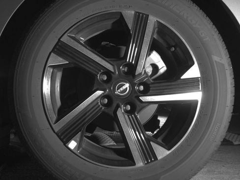 Used 2025 Nissan Sentra SV FWD image 17