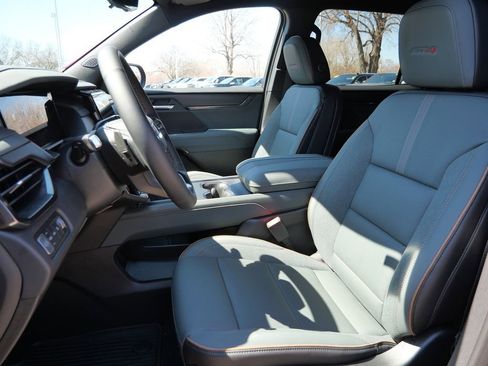 New 2026 GMC Acadia AT4 w/ Luxury Package AWD/4WD image 38