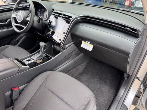 Certified 2024 Hyundai Tucson SEL FWD image 18