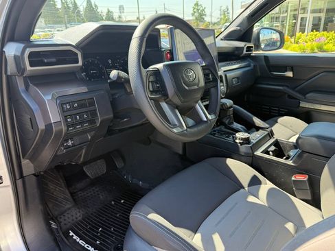 Used 2024 Toyota Tacoma TRD Off-Road w/ TRD Off Road Upgrade Package AWD/4WD image 27