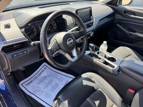 Used 2024 Nissan Altima 2.5 SR image 13