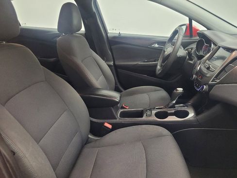 Used 2019 Chevrolet Cruze LT w/ Convenience Package FWD image 21