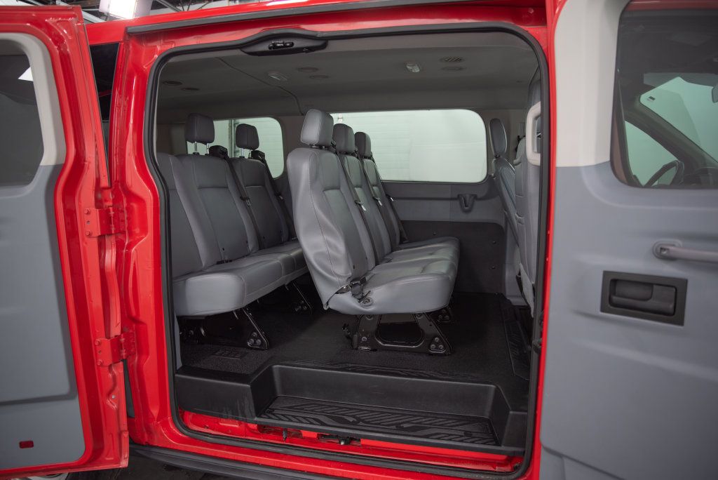 Used 2018 Ford Transit 150 XL RWD image 17