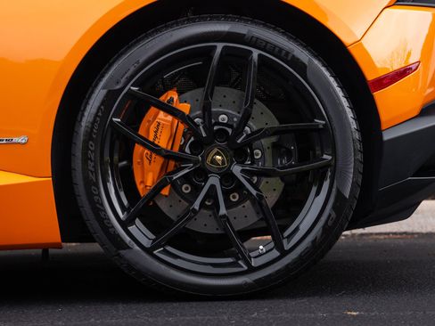 Used 2016 Lamborghini Huracan LP 610-4 AWD/4WD image 30