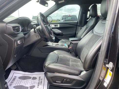 Used 2022 Ford Explorer ST w/ Equipment Group 401A AWD/4WD image 18