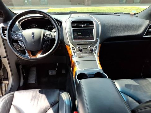 Used 2016 Lincoln MKX Select w/ Climate Package AWD/4WD image 12