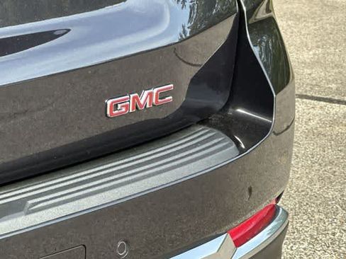 New 2026 GMC Yukon Denali AWD/4WD image 12