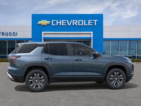 New 2027 Chevrolet Equinox LT w/ Convenience Package II FWD image 5