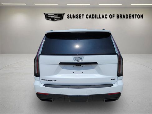 New 2026 Cadillac Escalade ESV Platinum Sport w/ LPO, ONYX Package image 5