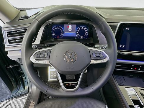 New 2026 Volkswagen Atlas Peak Edition AWD/4WD image 11