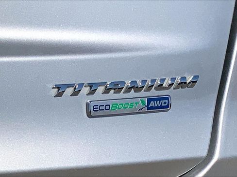 Used 2019 Ford Fusion Titanium AWD/4WD image 10
