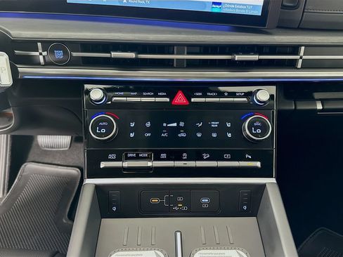 New 2026 Hyundai Santa Fe Limited AWD/4WD image 14