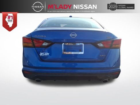 New 2025 Nissan Altima 2.5 SR image 6