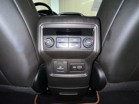 Certified 2023 GMC Acadia AT4 w/ Preferred Package AWD/4WD image 18