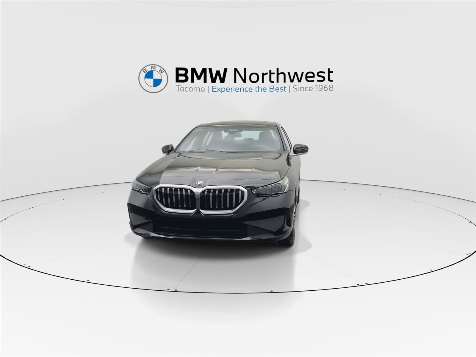 New 2026 BMW 540i xDrive w/ Premium Package AWD/4WD image 8