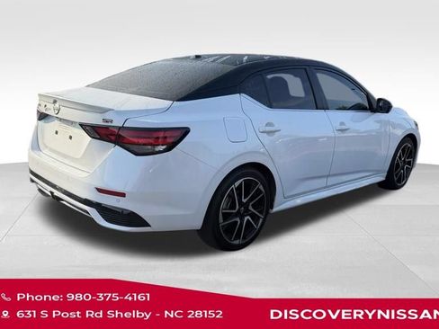 Certified 2025 Nissan Sentra SR w/ SR Premium Package FWD image 7