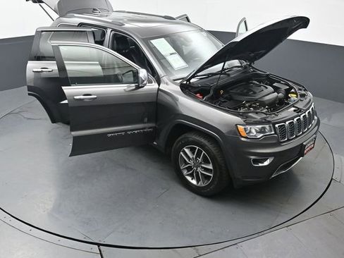 Used 2019 Jeep Grand Cherokee Limited image 55