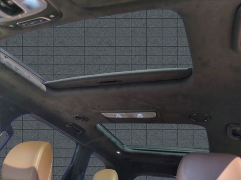 Certified 2022 Kia Telluride SX w/ SX Prestige Package image 20