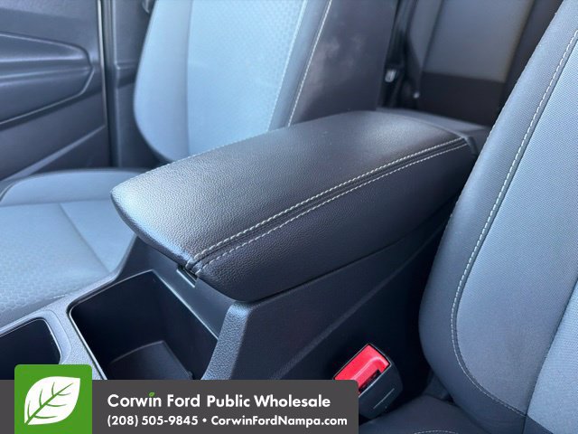 Used 2018 Ford Escape SE w/ SE Sync 3 Package AWD/4WD image 24