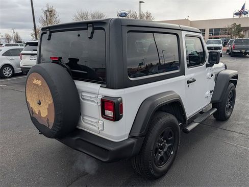 Used 2022 Jeep Wrangler Sport image 6