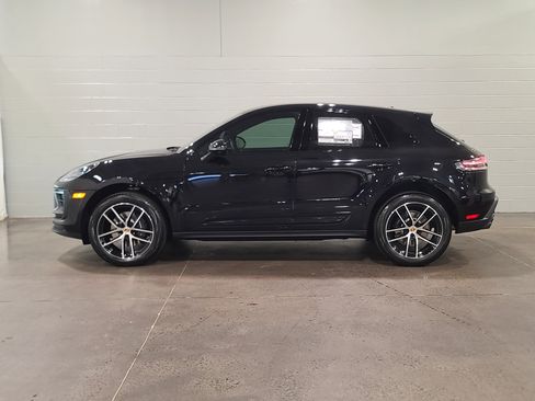 New 2026 Porsche Macan AWD/4WD image 2