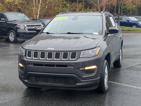 Used 2020 Jeep Compass Sport image 8