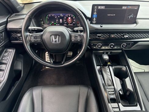 Used 2023 Honda Accord Sport image 8