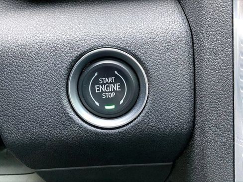 Used 2025 GMC Acadia Elevation w/ Elevation Premium Package FWD image 28