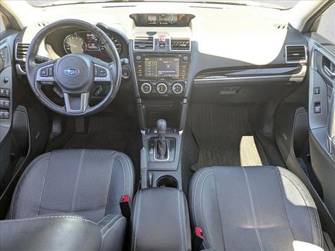 Used 2018 Subaru Forester 2.5i Touring AWD/4WD image 16