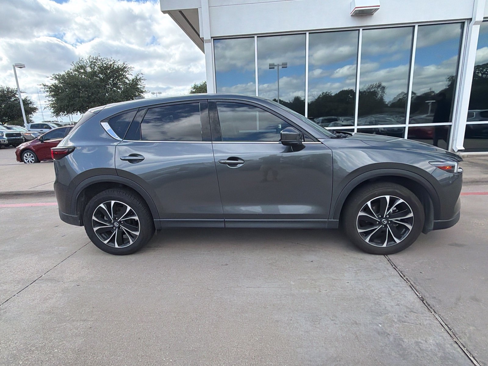 Used 2022 MAZDA CX-5 AWD 2.5 S w/ Premium Package image 5