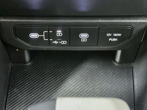 Used 2025 Kia K4 FWD image 26