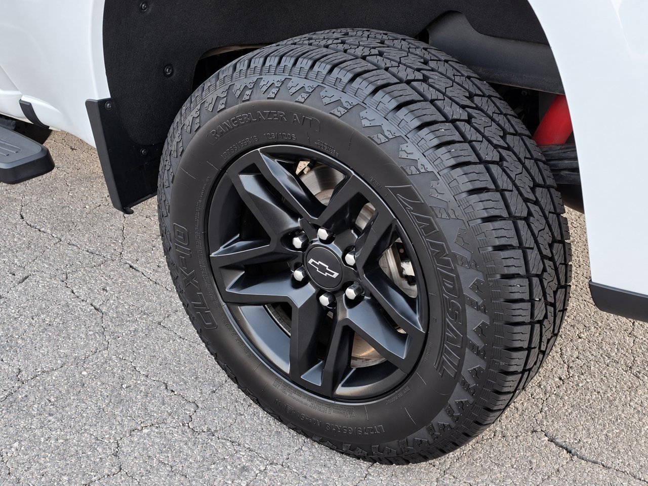 Used 2024 Chevrolet Silverado 1500 LT Trail Boss w/ Protection Package AWD/4WD image 14