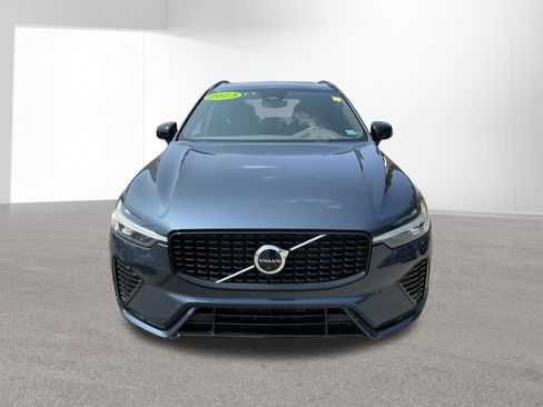 Used 2023 Volvo XC60 B5 Plus w/ Protection Package Premier AWD/4WD image 8