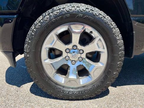 Used 2020 RAM 1500 Big Horn AWD/4WD image 32