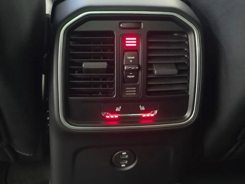 New 2026 Porsche Macan Turbo image 19