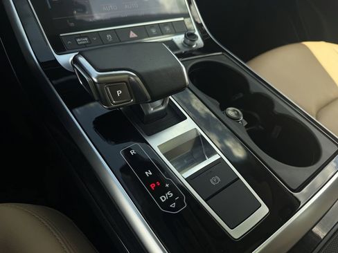 Used 2020 Audi Q7 3.0T Premium Plus w/ Premium Plus Package image 19