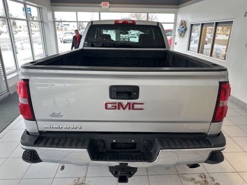 Used 2017 GMC Sierra 2500 SLE image 4