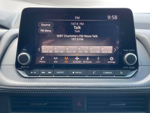 Used 2026 Nissan Rogue S FWD image 25