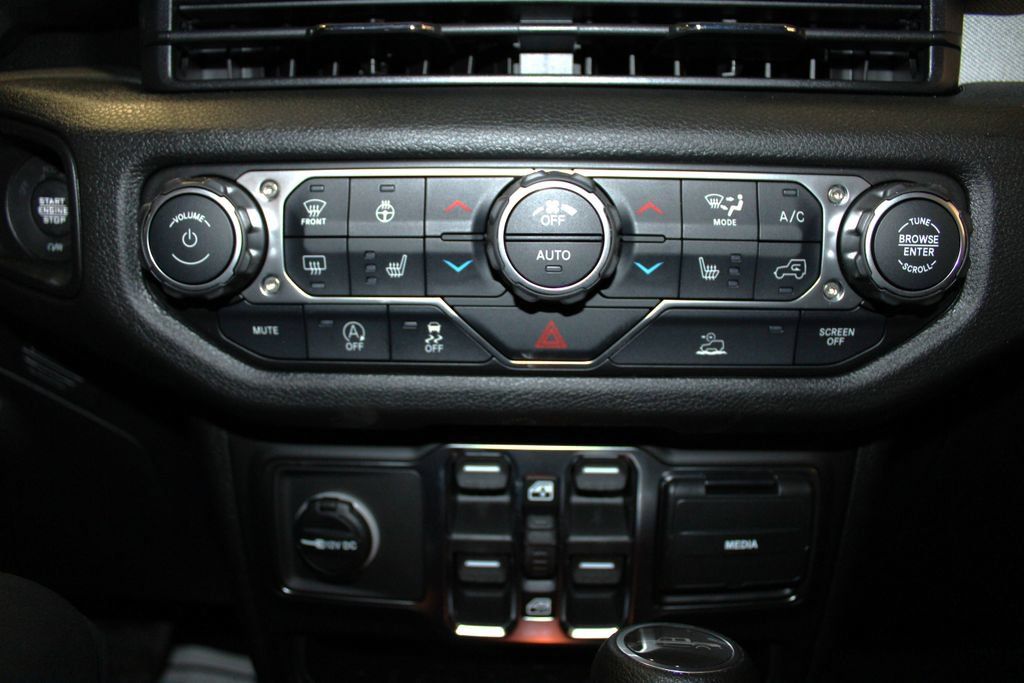 New 2026 Jeep Gladiator Sport AWD/4WD image 20