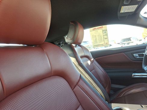 Used 2025 Ford Mustang GT Premium image 12