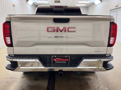 New 2026 GMC Sierra 1500 SLE w/ Preferred Package AWD/4WD image 7