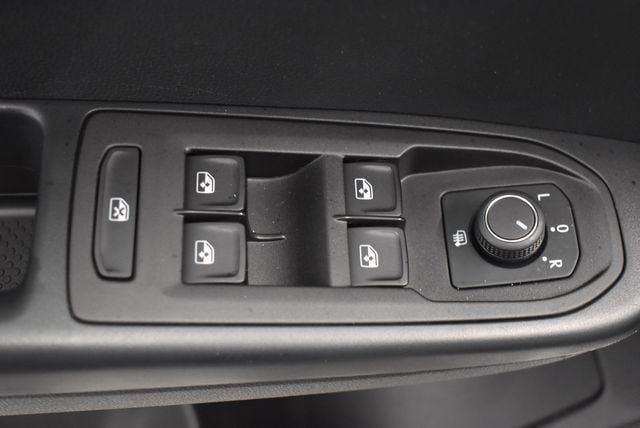 Used 2025 Volkswagen Taos S AWD/4WD image 21