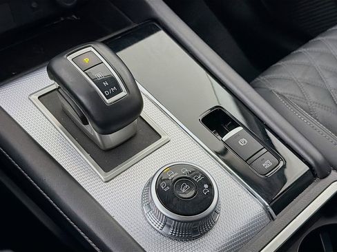 Used 2024 Mitsubishi Outlander SEL image 20