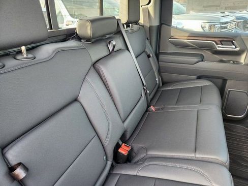 New 2026 GMC Sierra 1500 SLT w/ SLT Premium Plus Package image 10