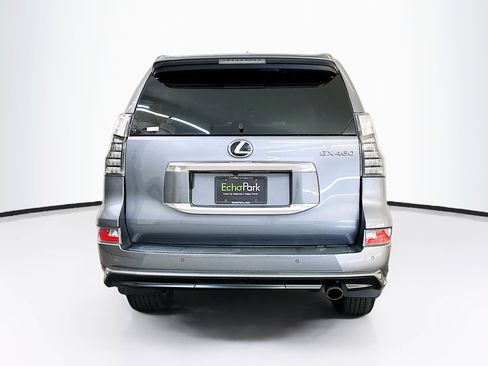 Used 2023 Lexus GX 460 Premium w/ Accessory Package image 7