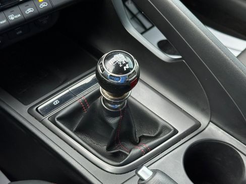 Used 2021 Hyundai Elantra N Line image 16