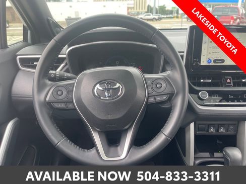 Used 2024 Toyota Corolla Cross AWD Hybrid w/ Convenience Package image 23