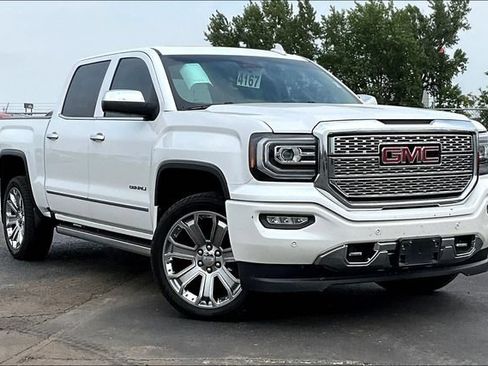 Used 2018 GMC Sierra 1500 Denali w/ Denali Ultimate Package AWD/4WD image 2
