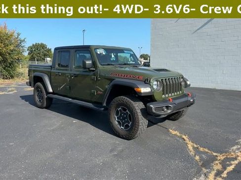 Used 2023 Jeep Gladiator Mojave w/ Cold Weather Group image 2